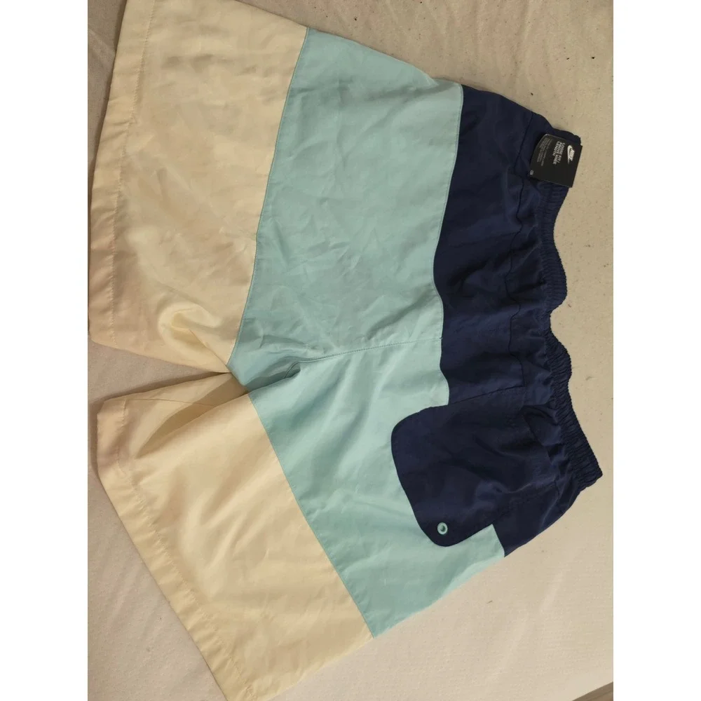 Nike Mens Loose Fit Colorblock Shorts Navy Blue Cream XL Above Knee Woven Mesh